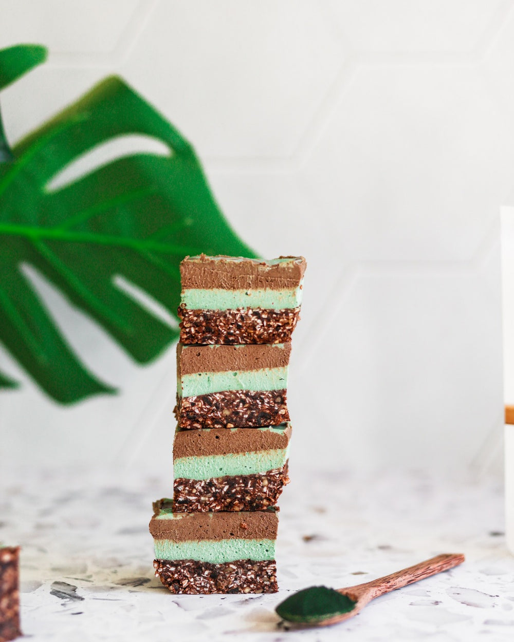 Spirulina-Infused Raw Mint Slice!